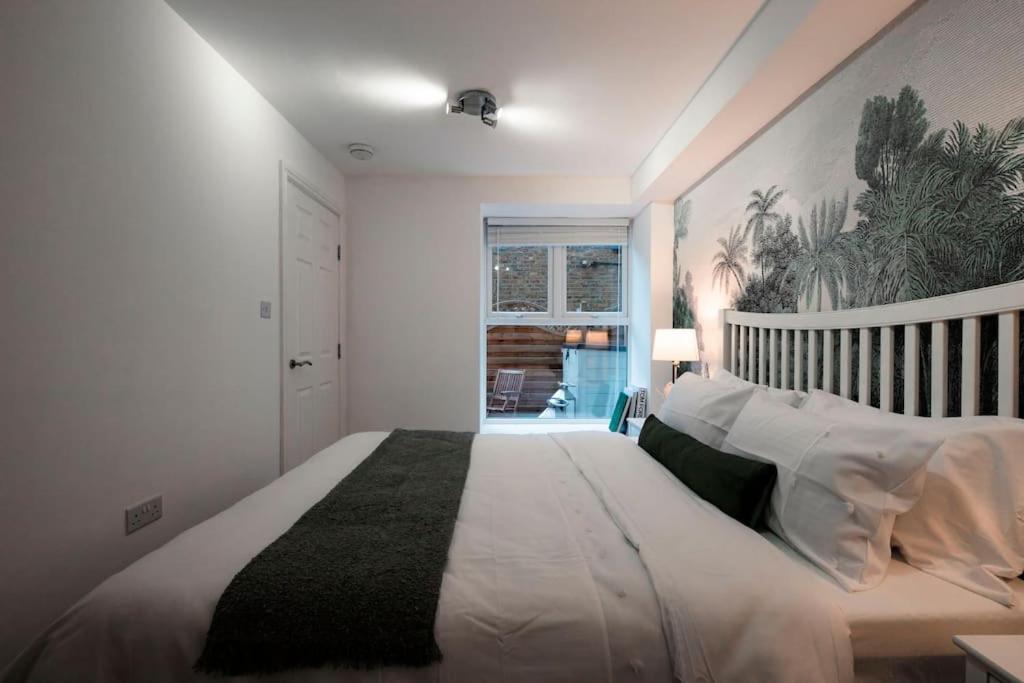 Holiday Home 2Br L 2Ba With Patio-Sleep 6 Лондон Екстер'єр фото